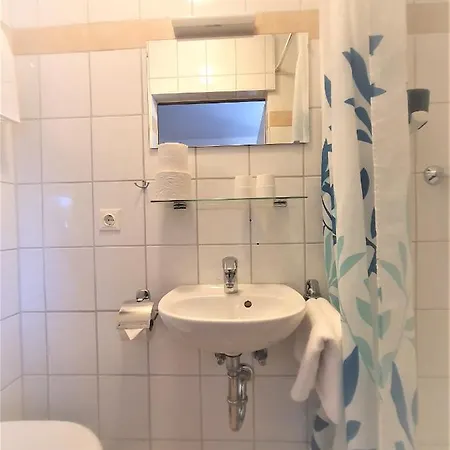 Konukevi Schwartzwirt