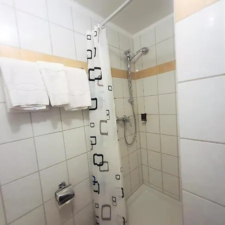 Schwartzwirt Neusiedl am Steinfelde