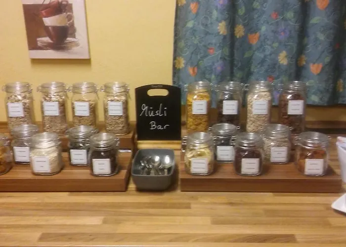 Schwartzwirt Pensjonat Neusiedl am Steinfelde